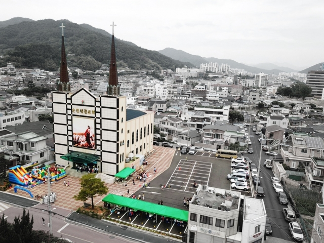 “신앙인으로 산다는 것”